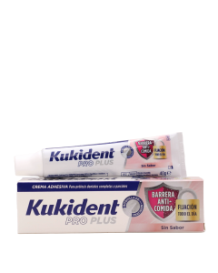 Kukident Pro Plus Sin Sabor Barrera Anti Comida 40g
